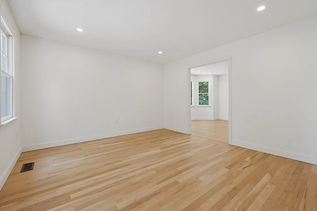 Photo of 45 Baron Rd