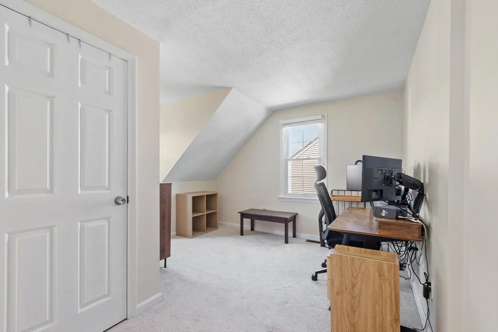 Photo of 29 Lindsey Ln