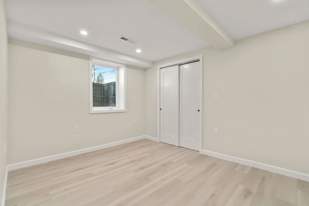 Photo of 243 Riverside Dr