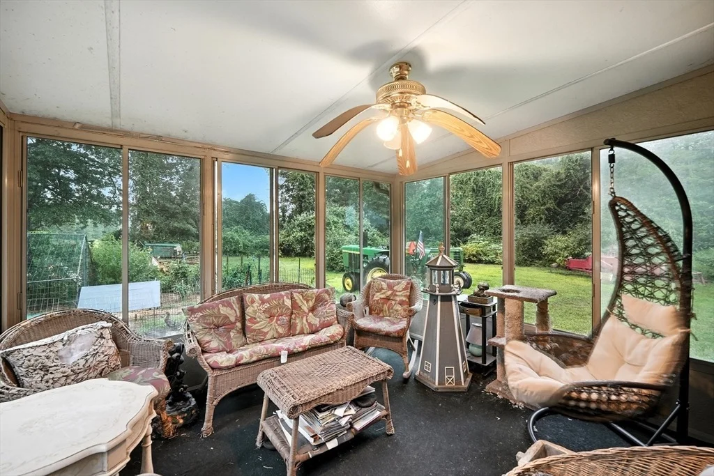 Photo of 43 Colony Dr