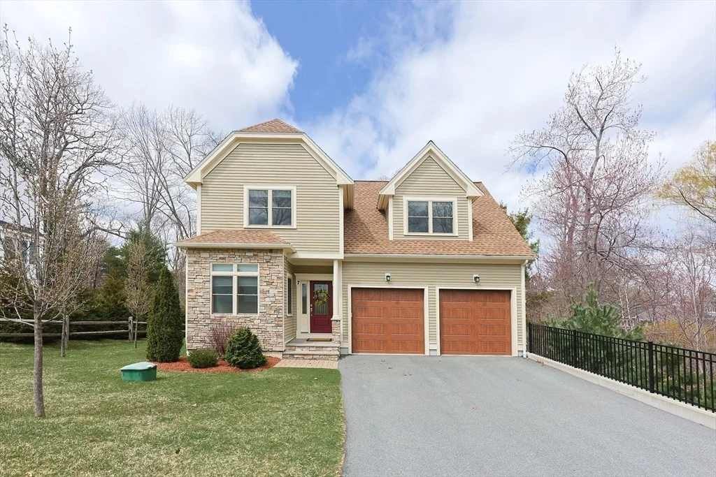 Photo of 7 Pheasantwood Dr
