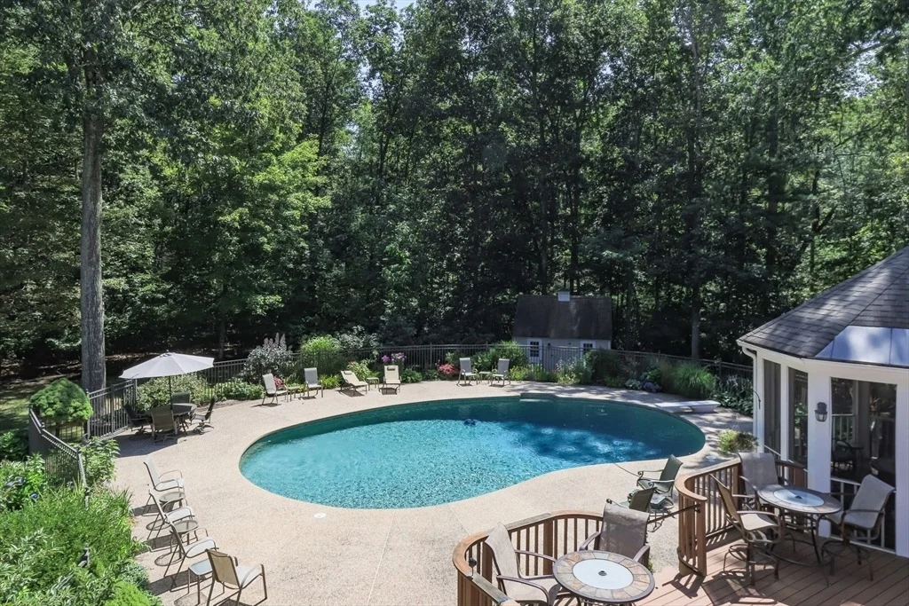 Photo of 71 Wintergreen Ln