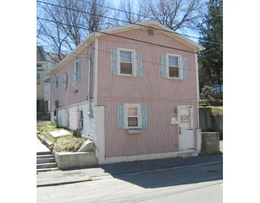 Photo of 44 Maple St
