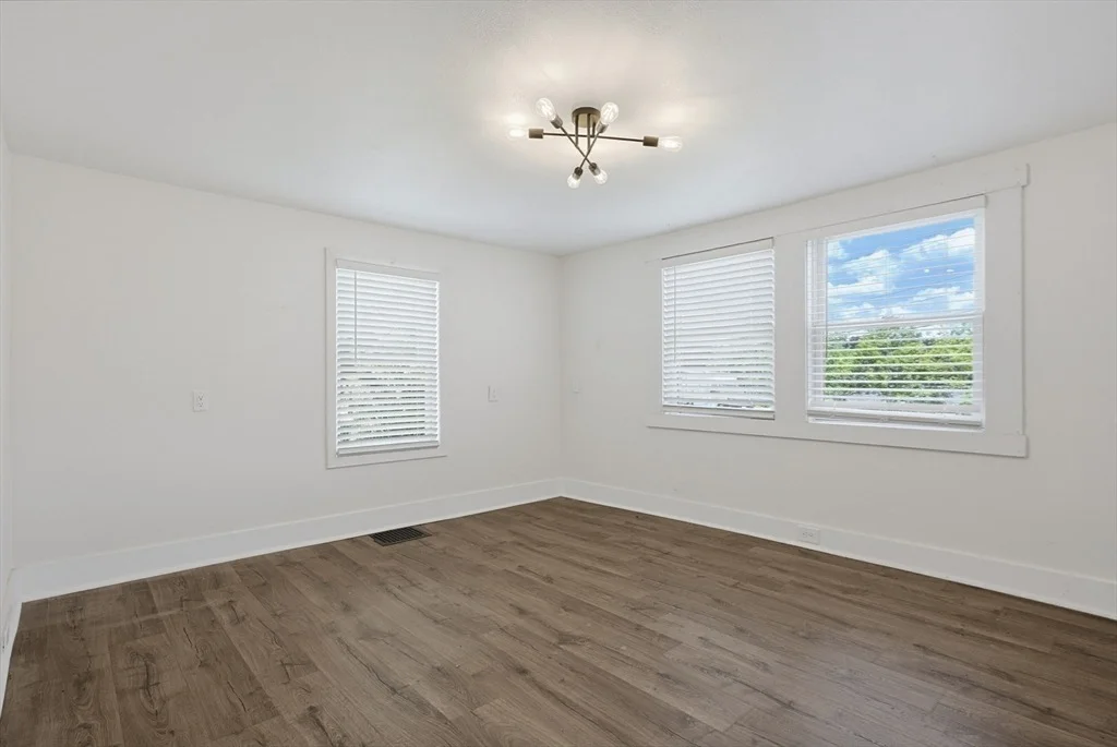 Photo of 130 High St