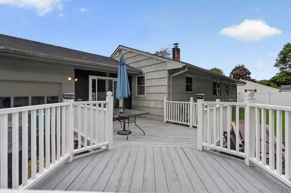 Photo of 51 Cherry Hill Dr