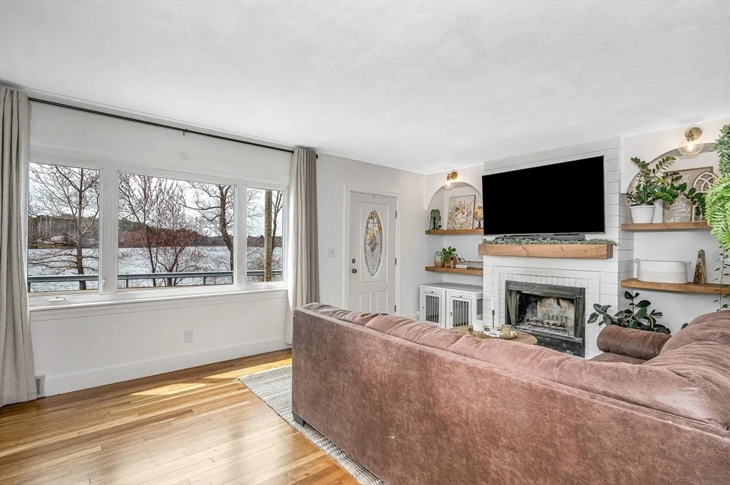 Photo of 71 Pond St