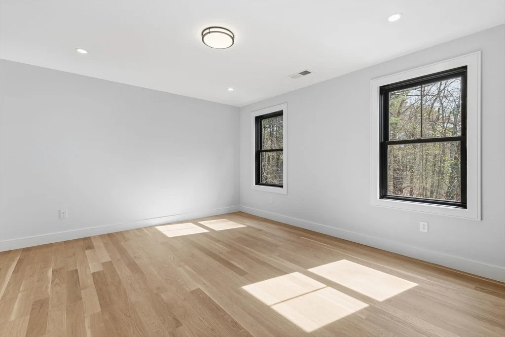 Photo of 48 Sunrise Rd