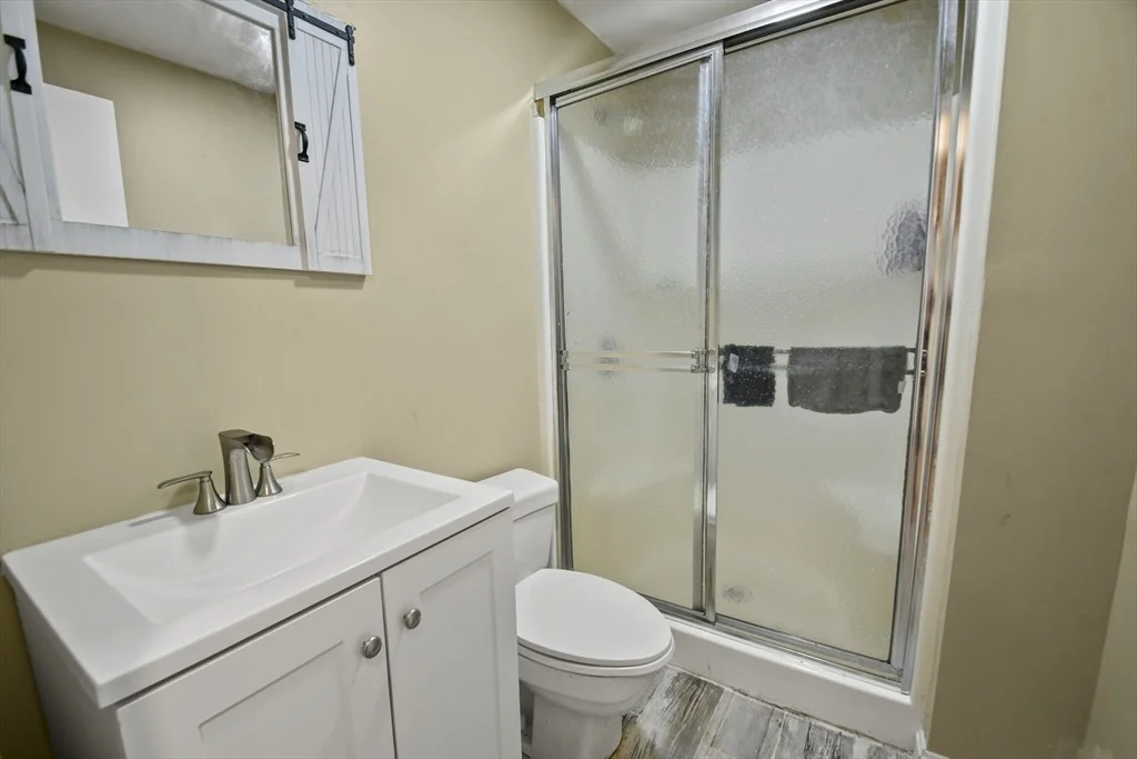Photo of 175 Armsby Road