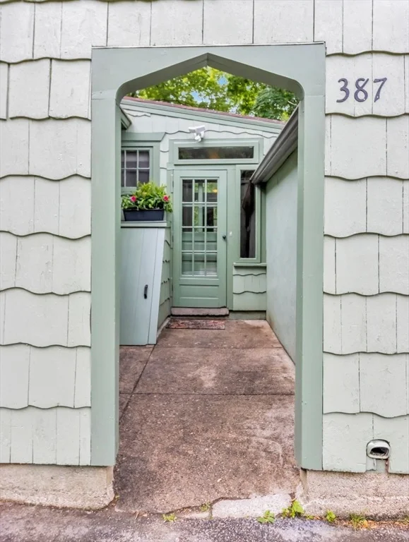 Photo of 387 Willow Street