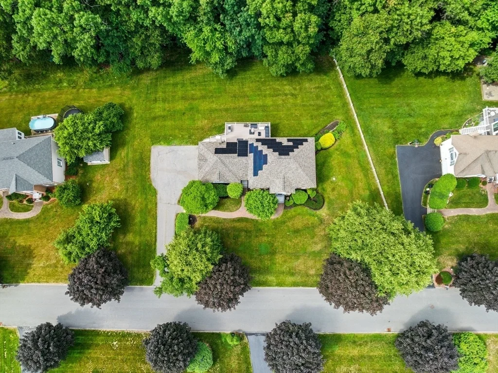 Photo of 10 Morgan Dr