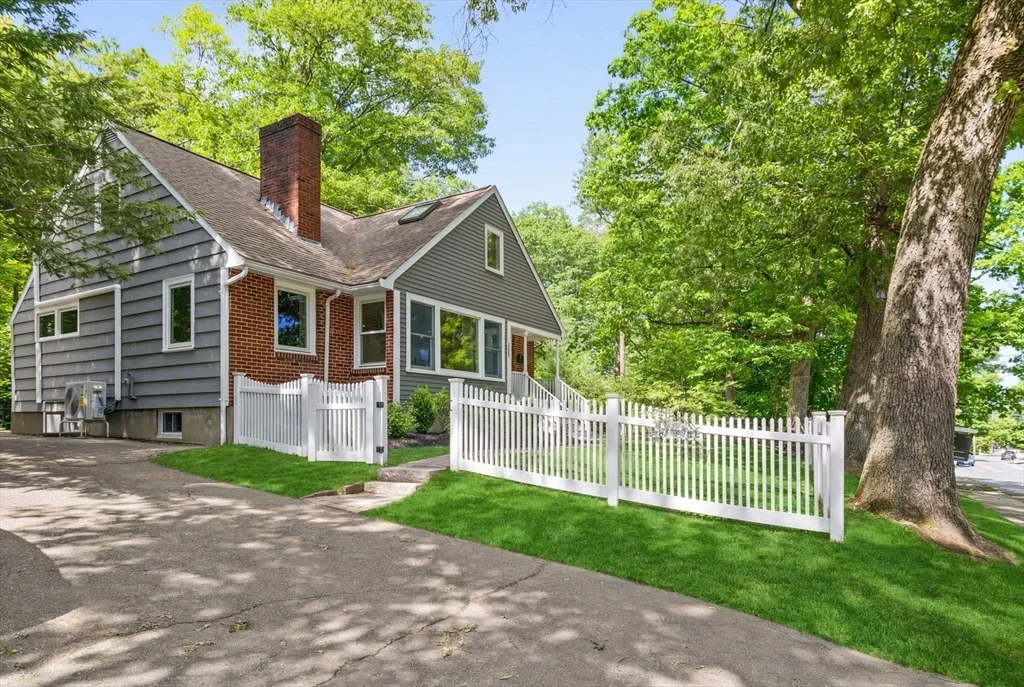 Photo of 365 Marrett
