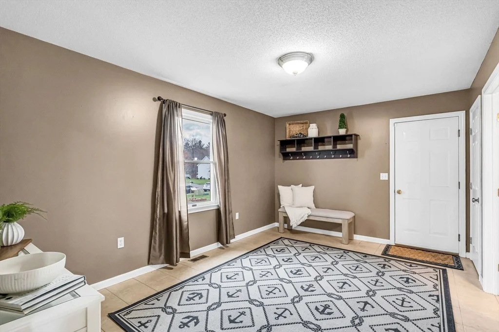 Photo of 12 Salerno Dr