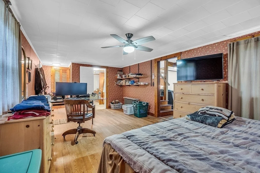 Photo of 330 N Orange Rd