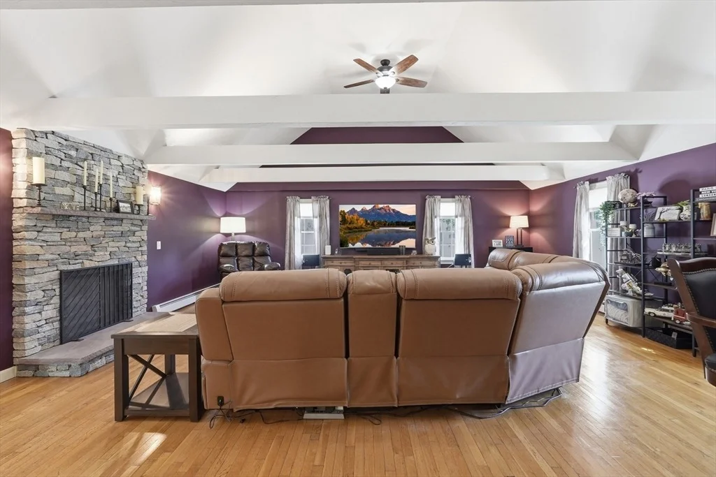 Photo of 45 Constitution Dr