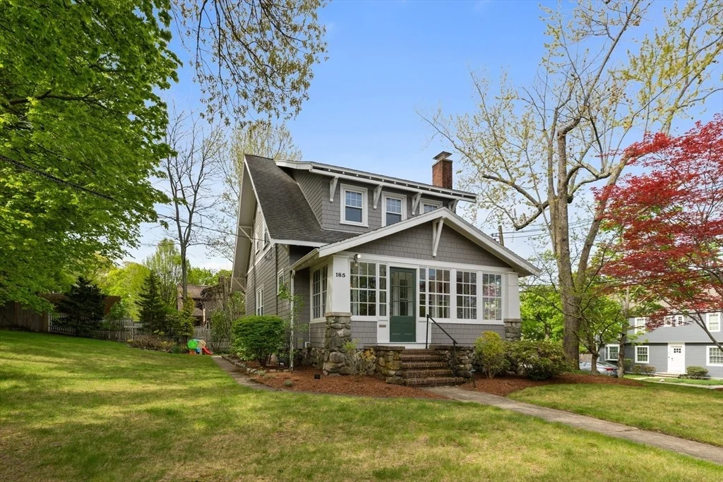 Photo of 185 Franklin St