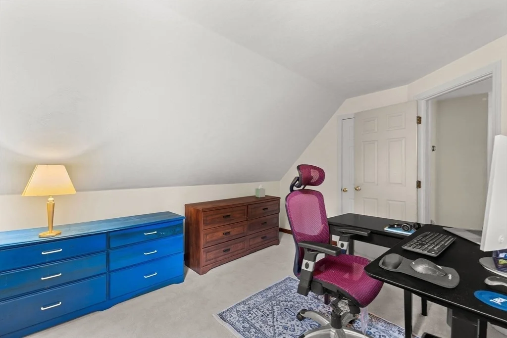 Photo of 71 Pondview Circle
