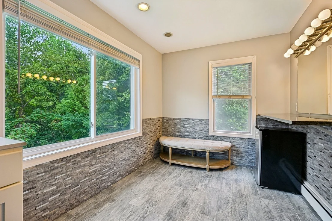 Photo of 202 Freeman Rd