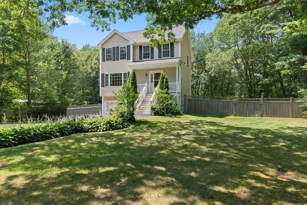 Photo of 9 Bartlett St
