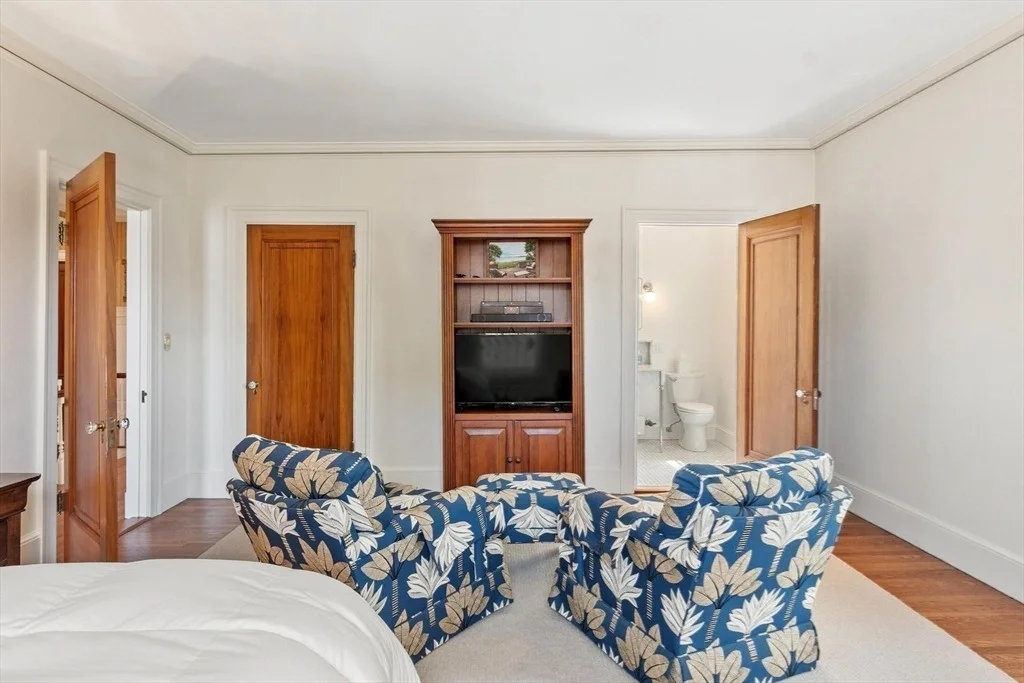 Photo of 89 Lothrop Street
