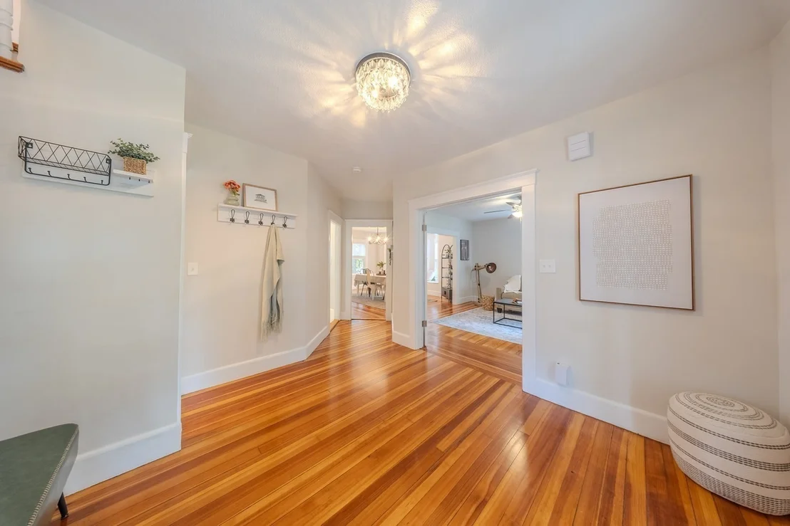 Photo of 144 Salem Street