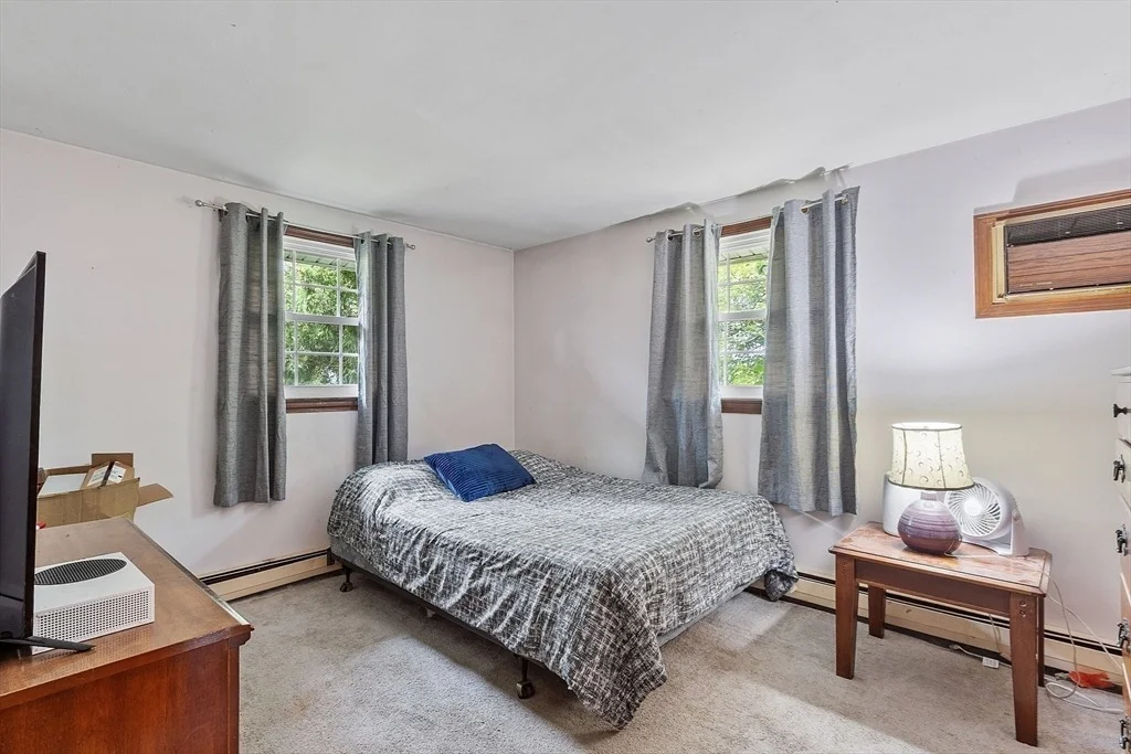 Photo of 115 Richard Rd