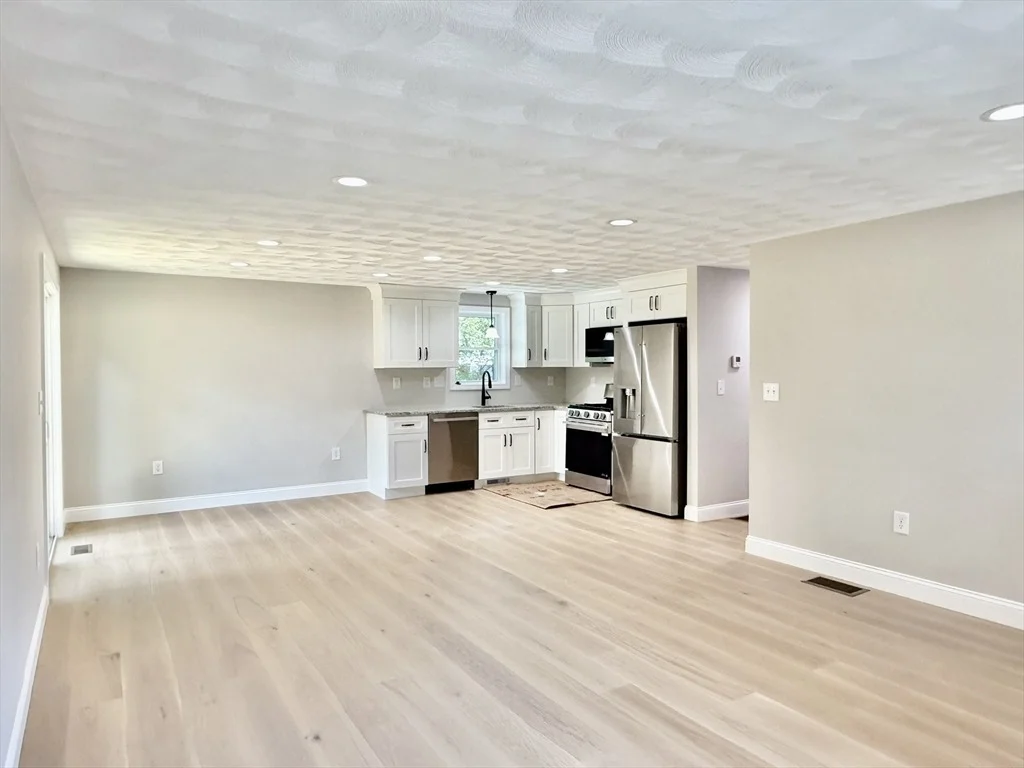 Photo of 1 Burt Rd