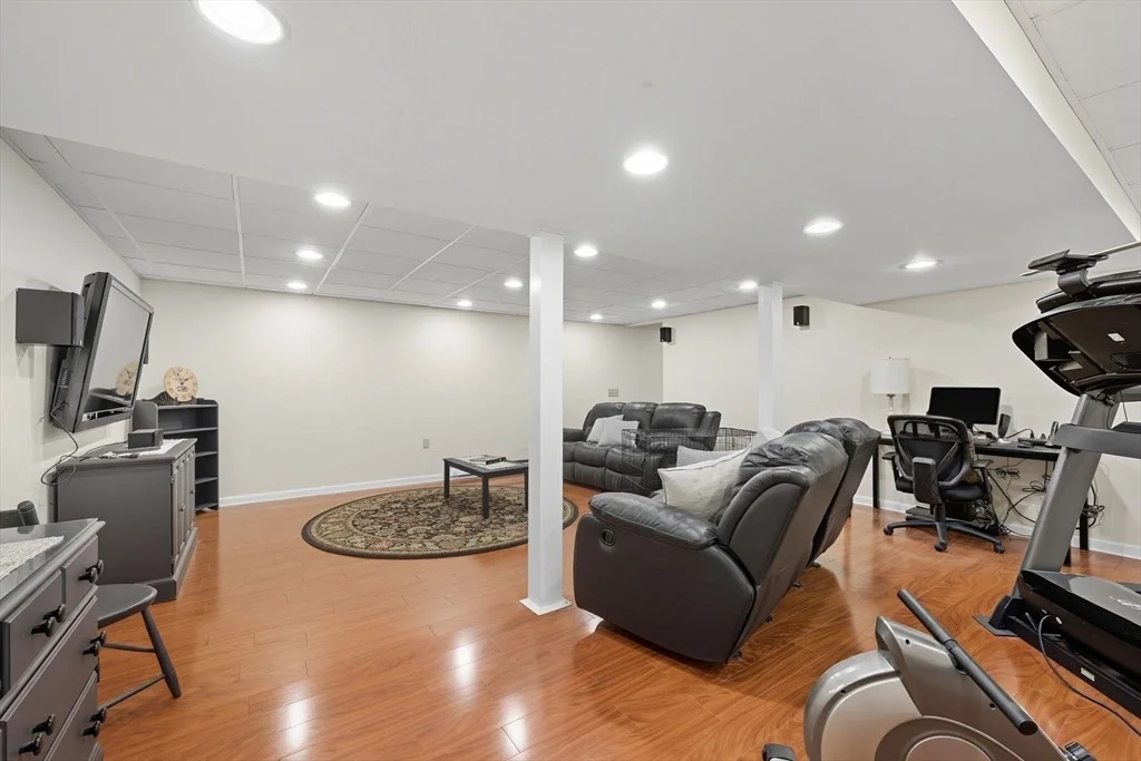 Photo of 20 Great Brook Dr