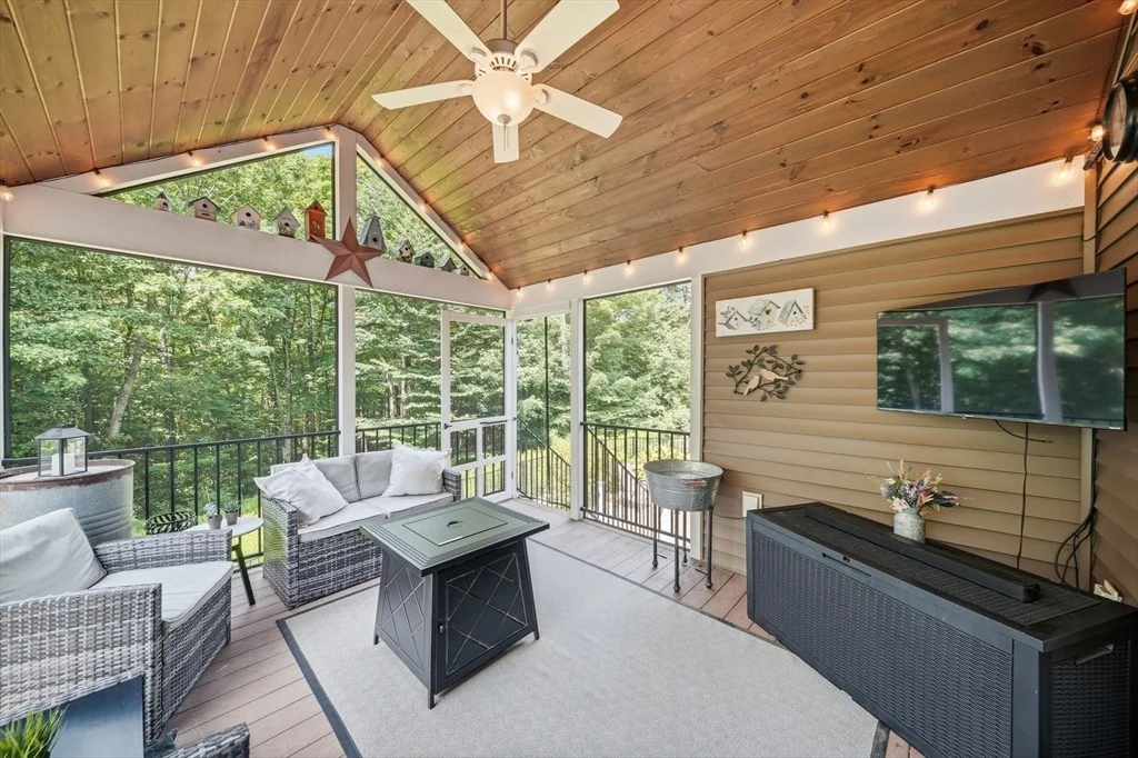 Photo of 128 Bragg Hill Rd