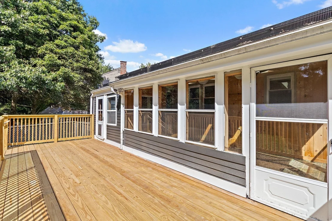 Photo of 21 Puddingstone Ln