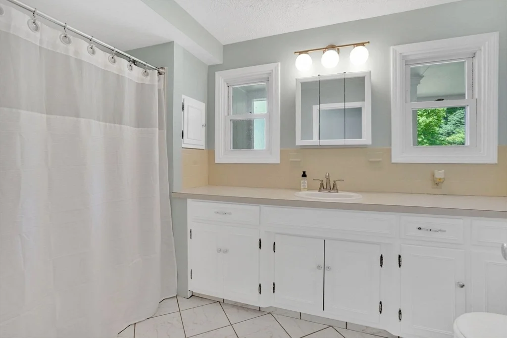 Photo of 11 Juniper Hill Rd