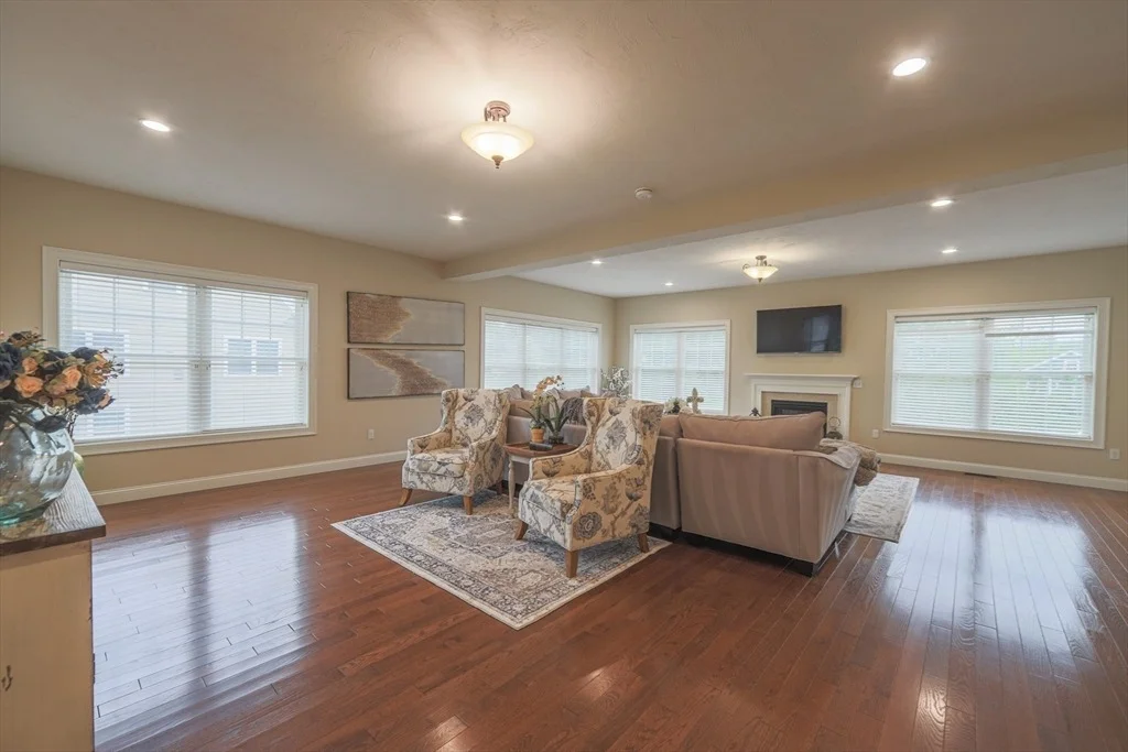 Photo of 61 Tamarack Rd