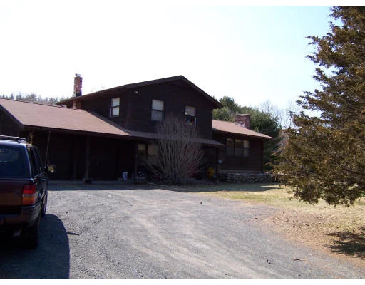 Photo of 645 Bay Rd.