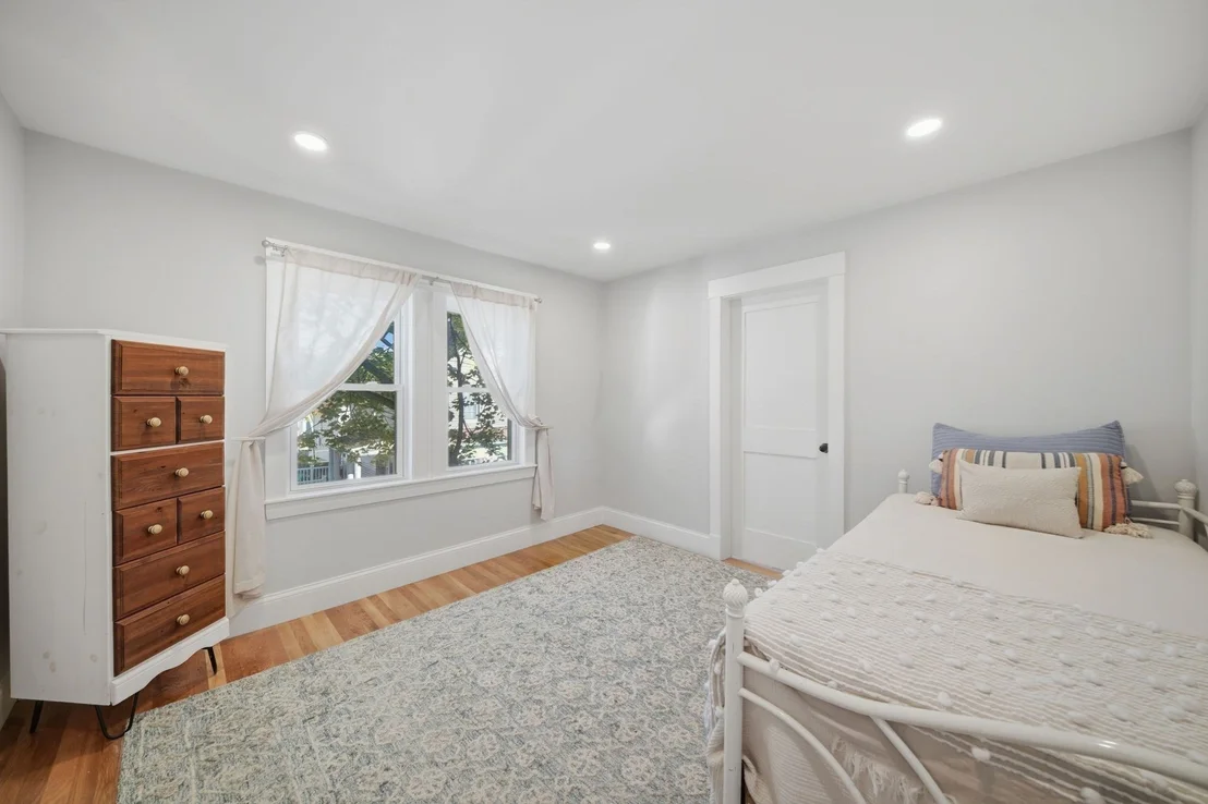 Photo of 22 Houston Pl