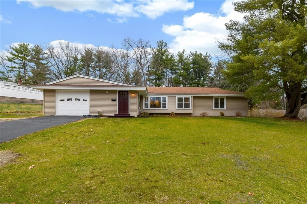 Photo of 117 Nob Hill Dr