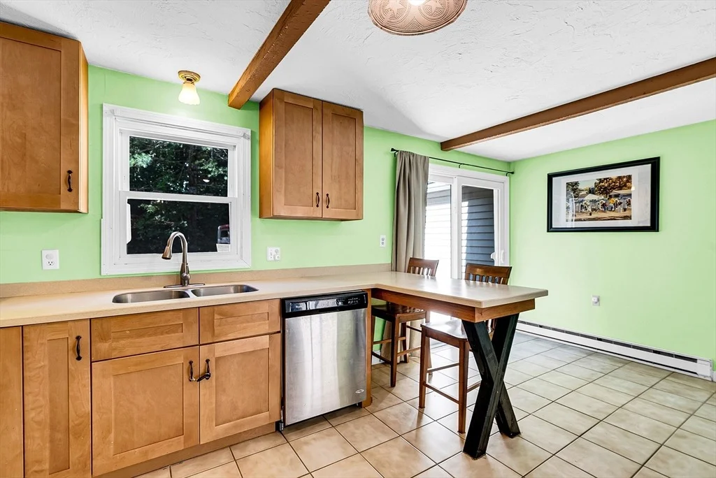 Photo of 102 Lower Gore Rd
