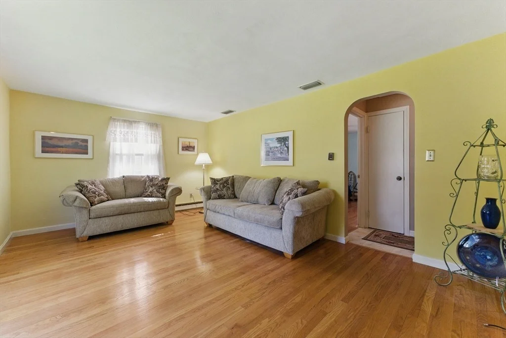Photo of 31 Fallston St