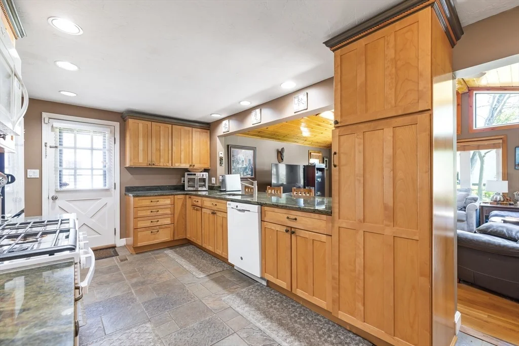 Photo of 32 Smith Ave