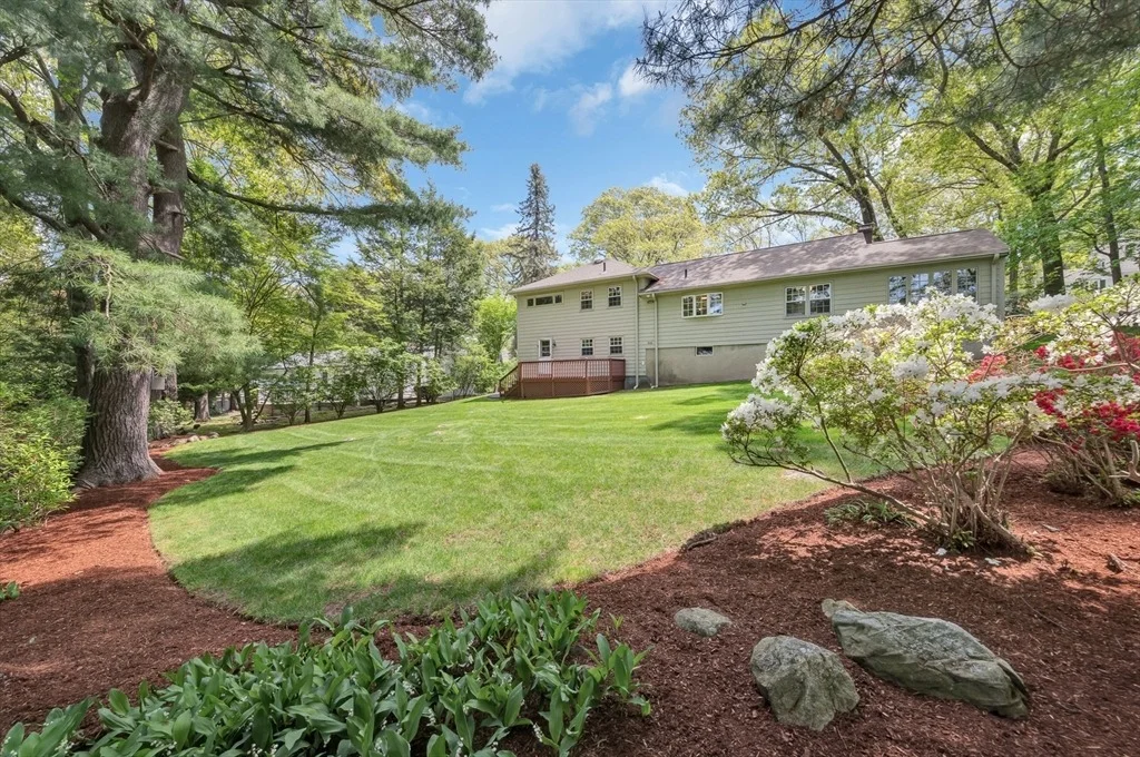 Photo of 27 Lantern Ln
