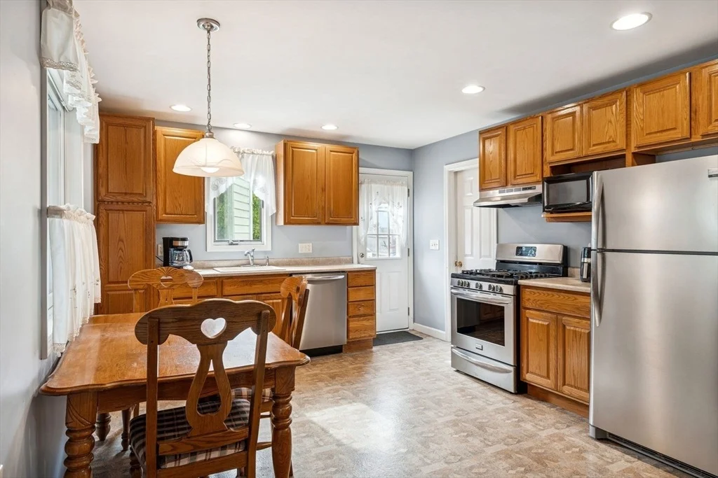 Photo of 14 Endicott Street