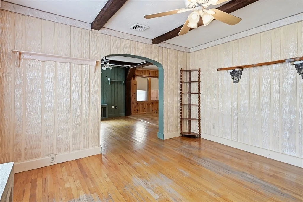 Photo of 64 Stewart St
