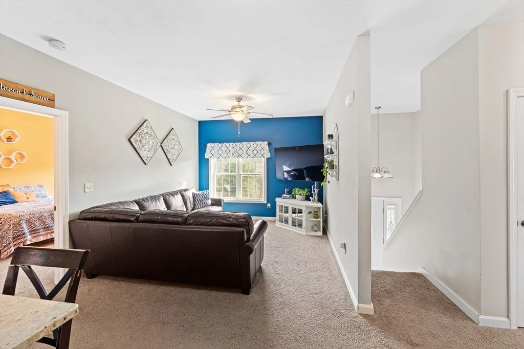 Photo of 99 Cournoyer Blvd
