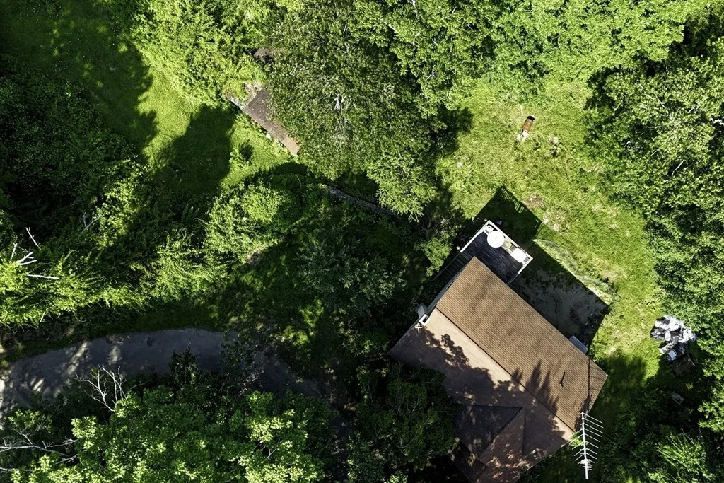 Photo of 800 Town Farm Rd