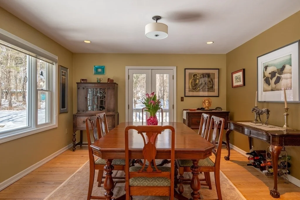 Photo of 469 Sylvester Rd