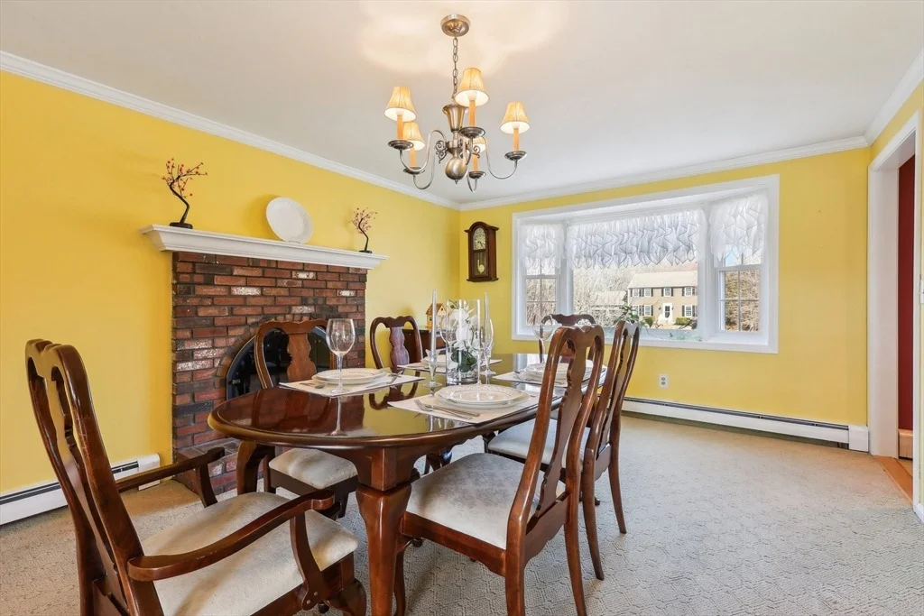 Photo of 6 Waterview Dr