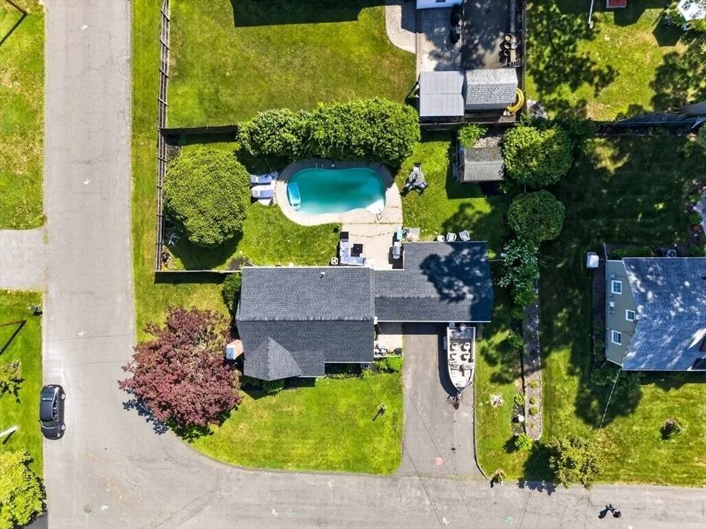 Photo of 20 Westernview Cir