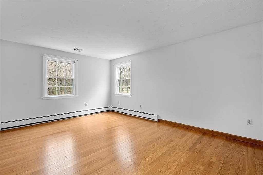 Photo of 7 Neck Hill Rd