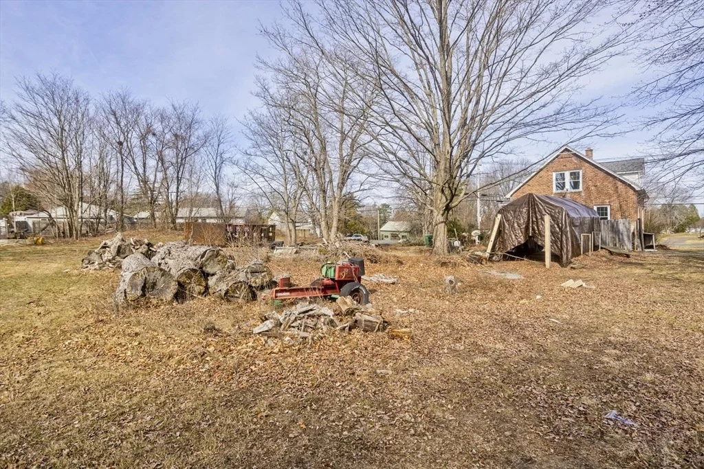 Photo of 1019 Burnett Rd