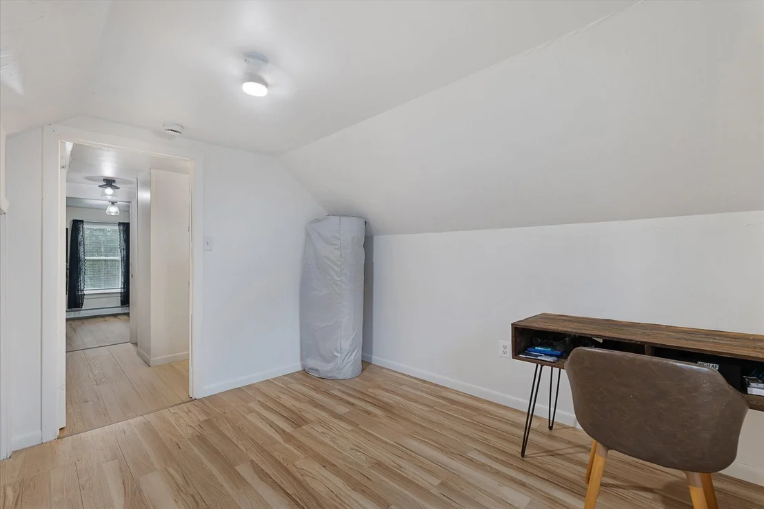 Photo of 75 Pequoig Ave