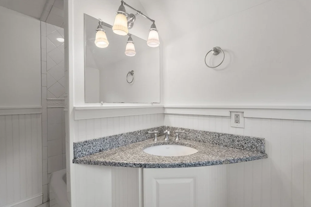 Photo of 855 Commonwealth Ave