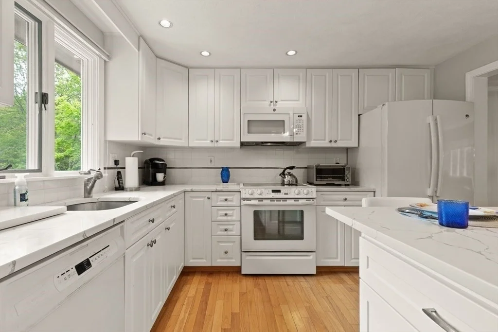 Photo of 18 Sunset Dr